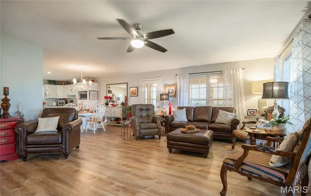 $515,000 | 875 Ripley 142e-38, Naylor, MO 63953