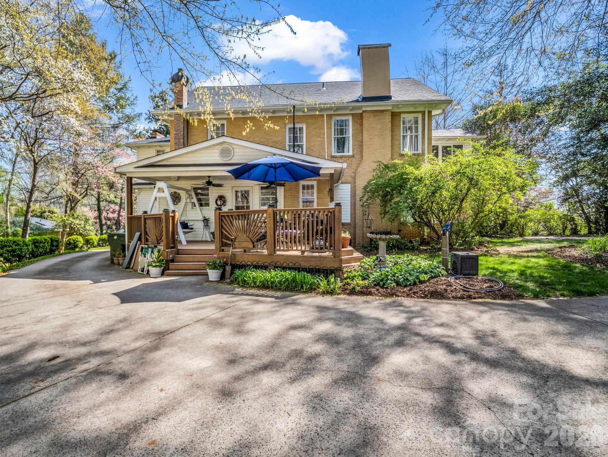 527 North Main Street Rutherfordton, NC 28139 - Photo 9 of 48