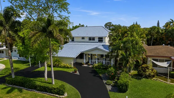 $899,000 | 1515 Southwest 13th Court, Fort Lauderdale, FL 33312