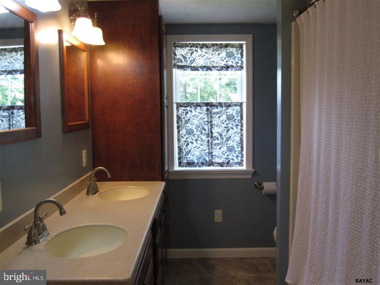 140 Clearview Road Hanover, PA 17331 - Photo 14 of 31 Gallery Image 14