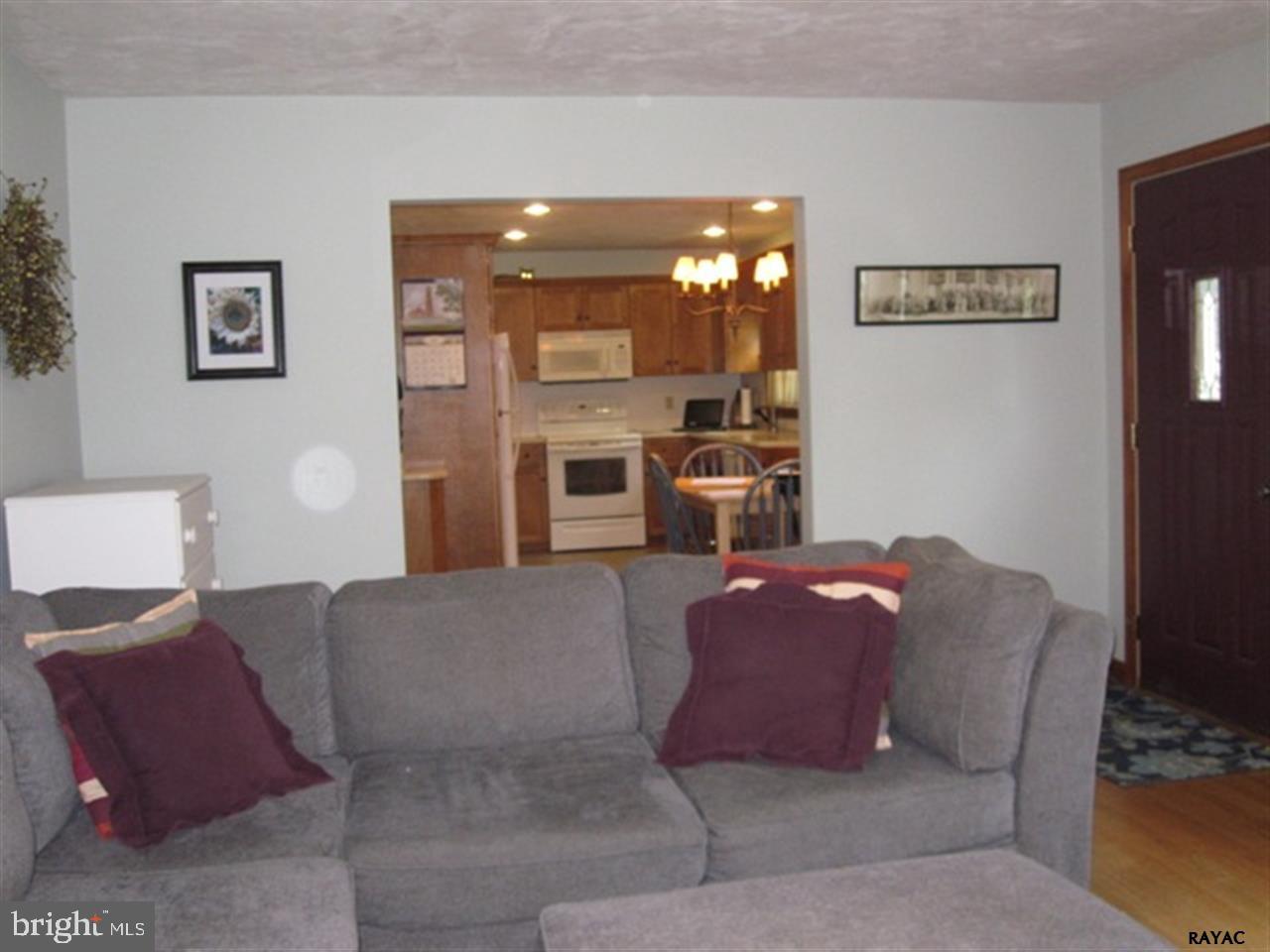 140 Clearview Road Hanover, PA 17331 - Photo 4 of 31 Gallery Image 4
