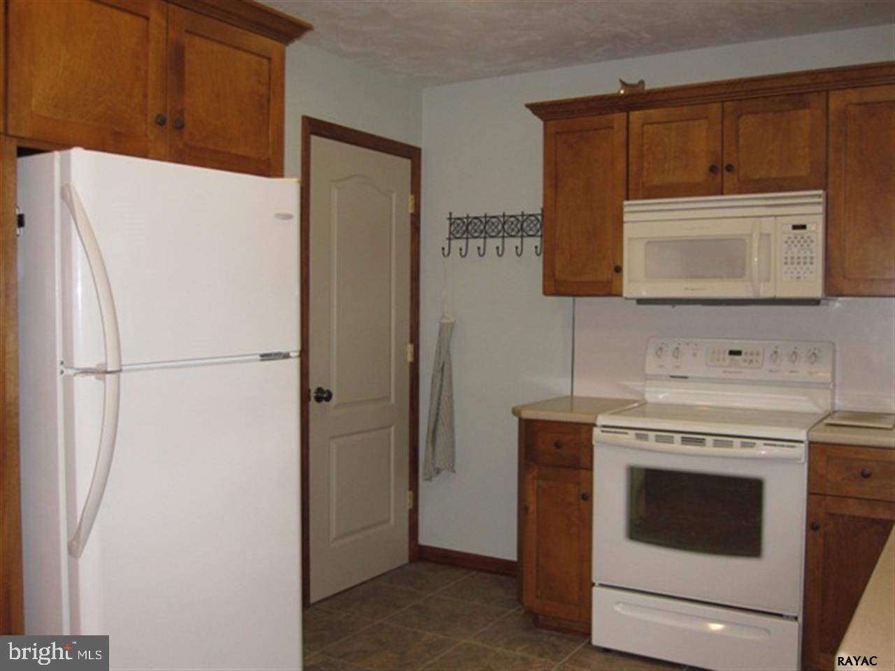 140 Clearview Road Hanover, PA 17331 - Photo 7 of 31 Gallery Image 7
