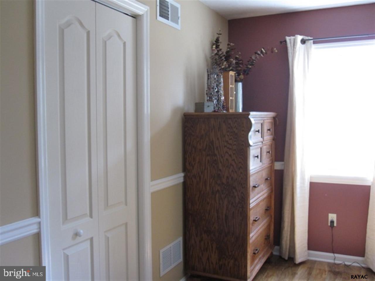 140 Clearview Road Hanover, PA 17331 - Photo 9 of 31 Gallery Image 9