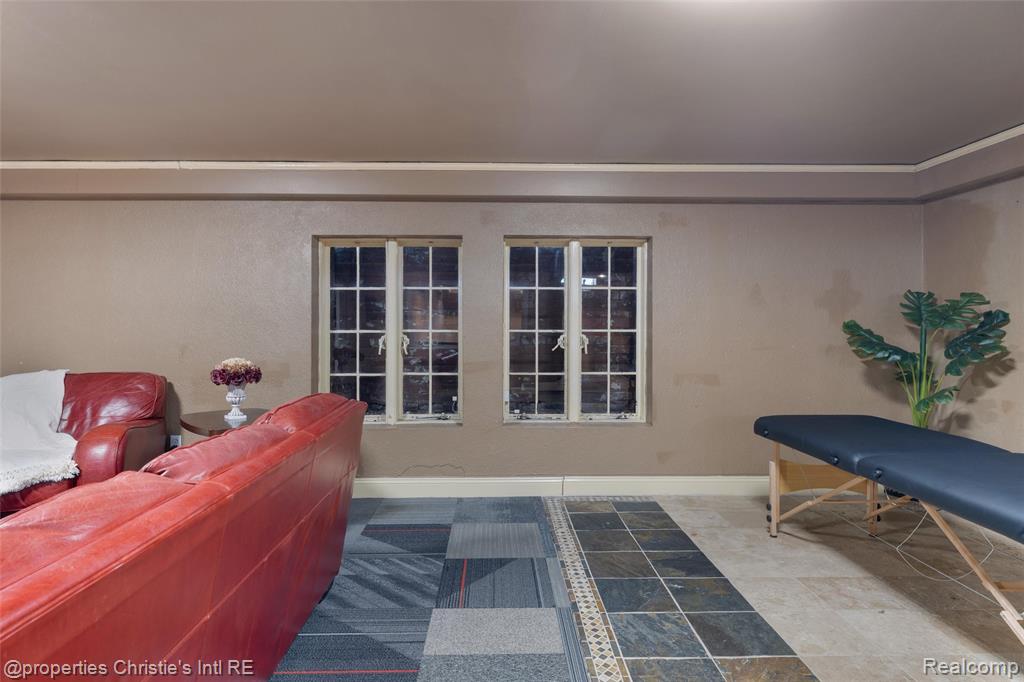 19435 Shrewsbury Road Detroit, MI 48221 - Photo 64 of 73 Gallery Image 64