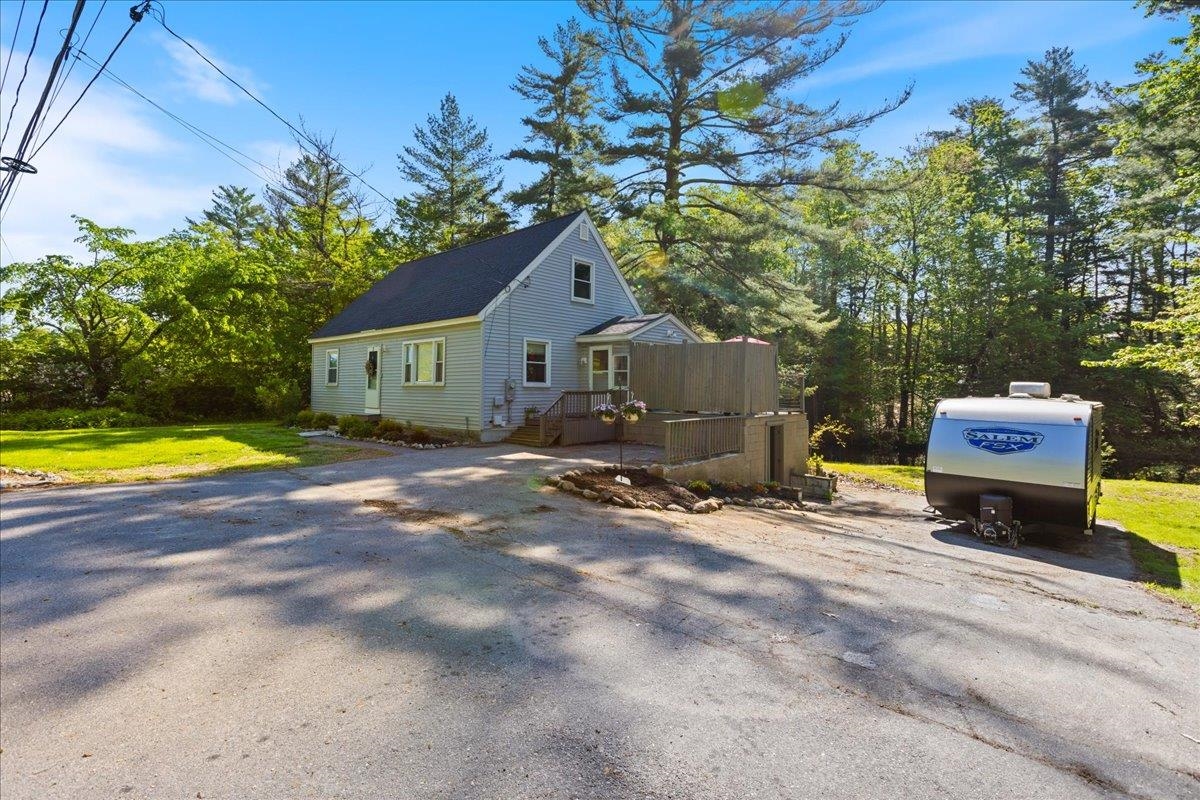 736 Columbus Avenue Rochester, NH 03867 - Photo 4 of 40