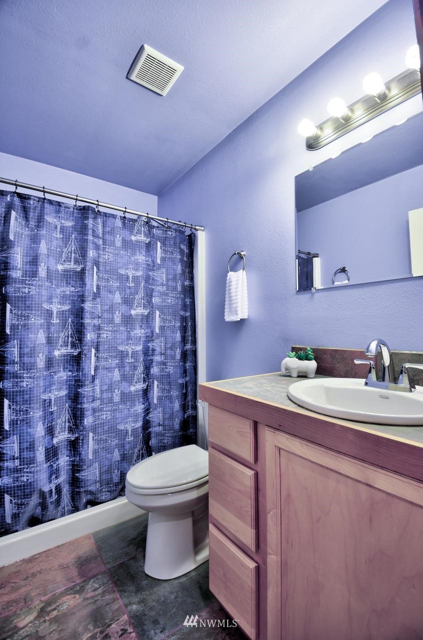 18507 Elderberry Street Southwest Rochester, WA 98579 - Photo 28 of 34
