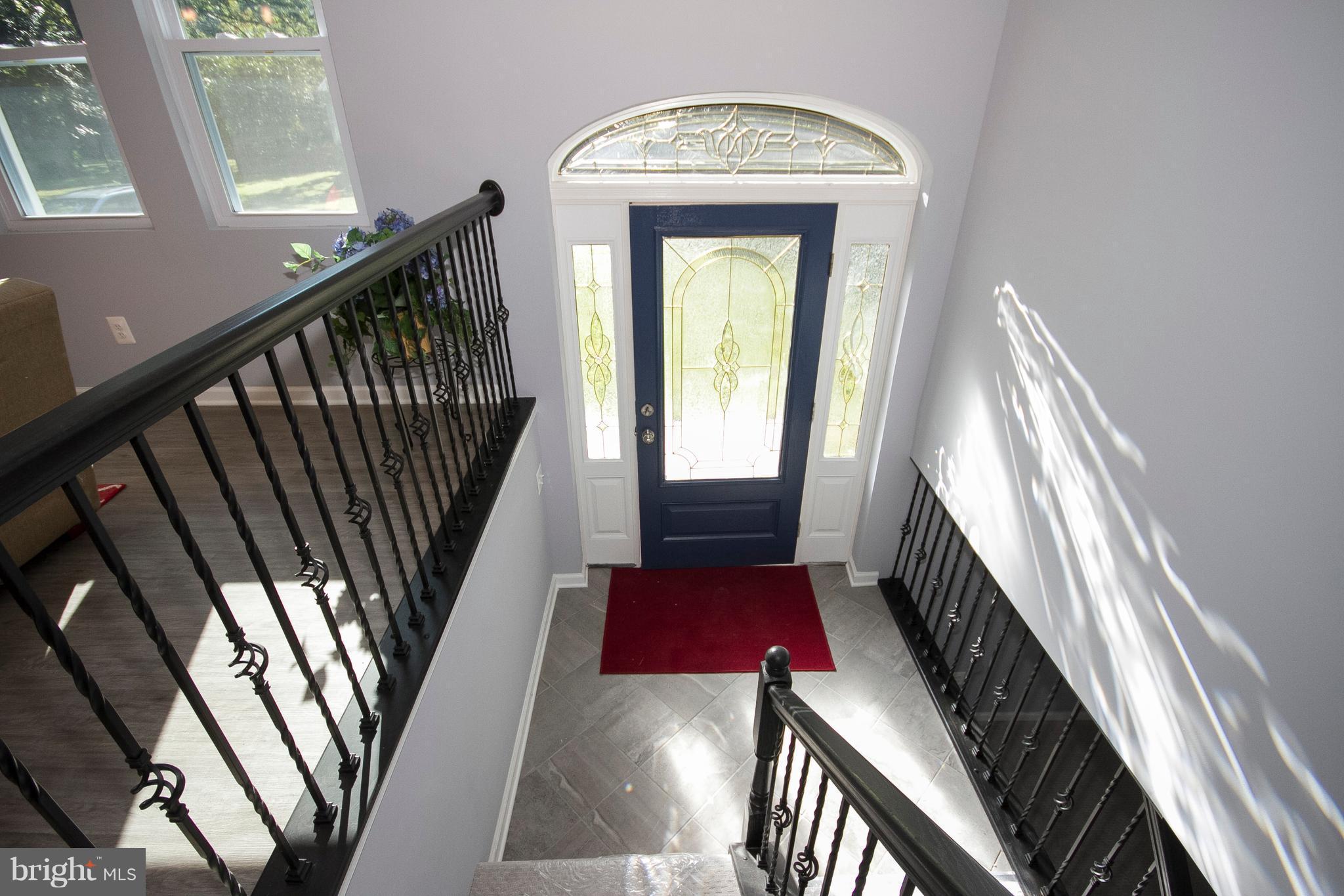 8414 Alvin Road Pasadena, MD 21122 - Photo 5 of 28 Interior (General)