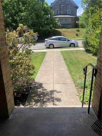 $2,750 | 6492 Monitor Street, Pittsburgh, PA 15217