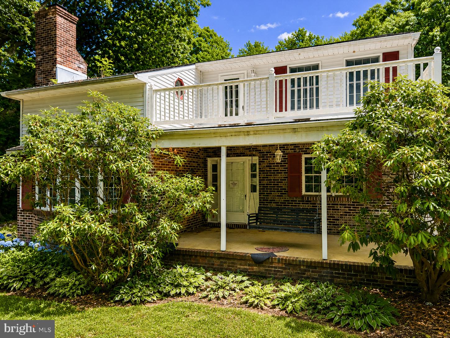 3032 Rte 9 South Rio Grande, NJ 08242 - Photo 28 of 47 Charming home with lush greenery.