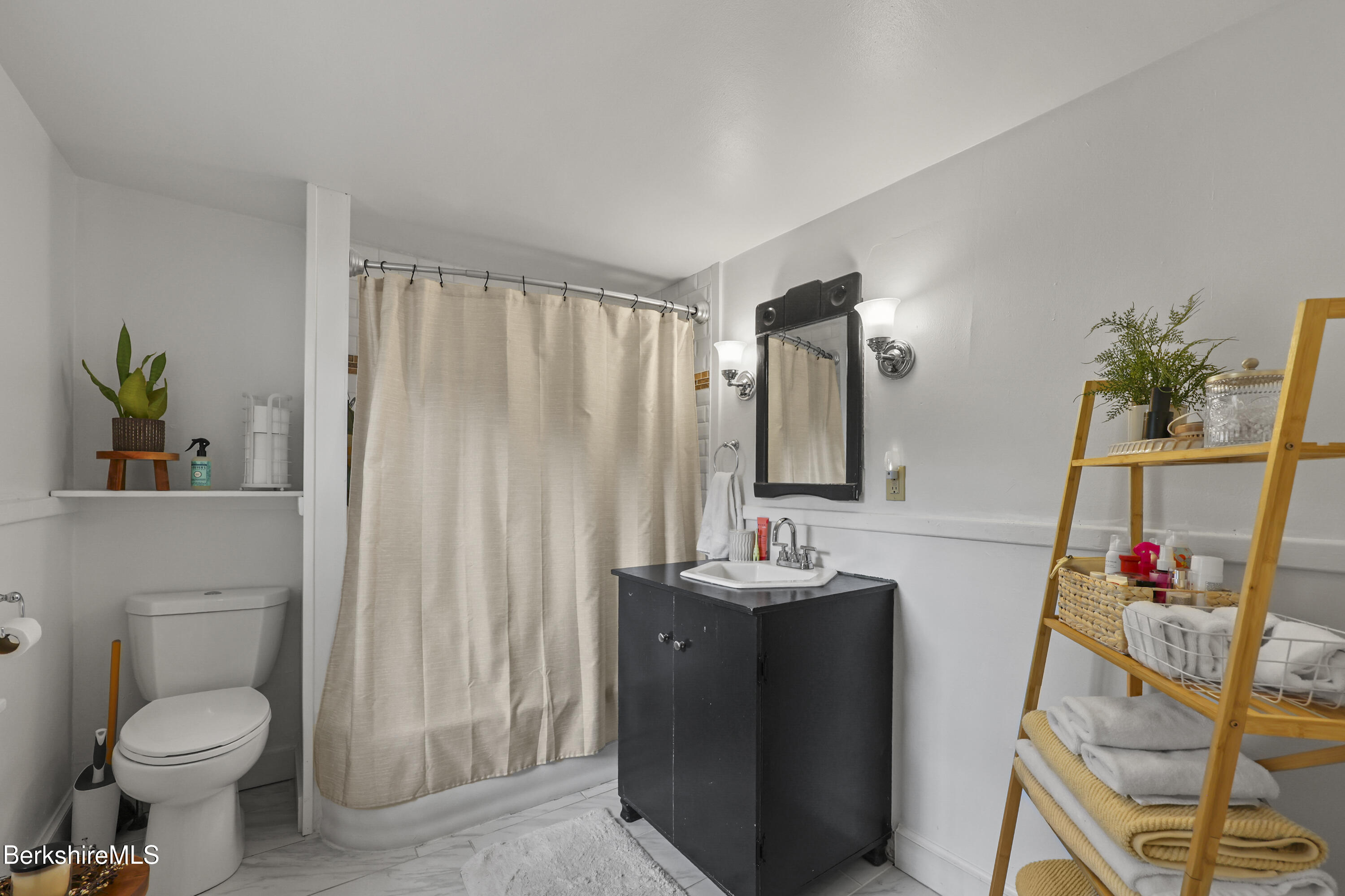 27 Morgan Street Pittsfield, MA 01201 - Photo 24 of 33 a bathroom with a sink toilet and shower