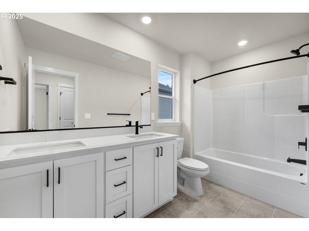 16796 Southwest Perth Road Tigard, OR 97224 - Photo 16 of 19 Gallery Image 16