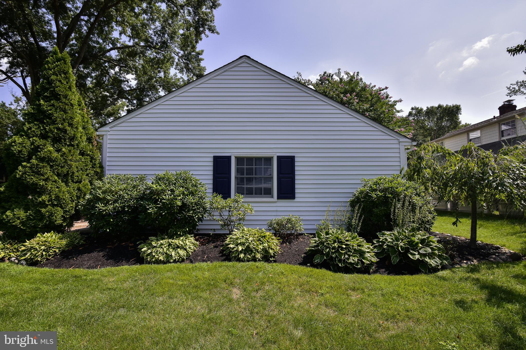 530 Chews Landing Road Haddonfield, NJ 08033 - Photo 14 of 108