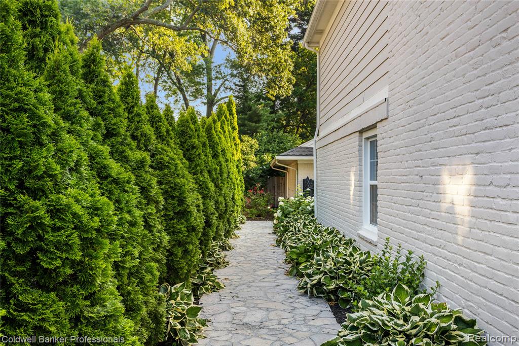 56 Oxford Road Grosse Pointe Shores, MI 48236 - Photo 61 of 64