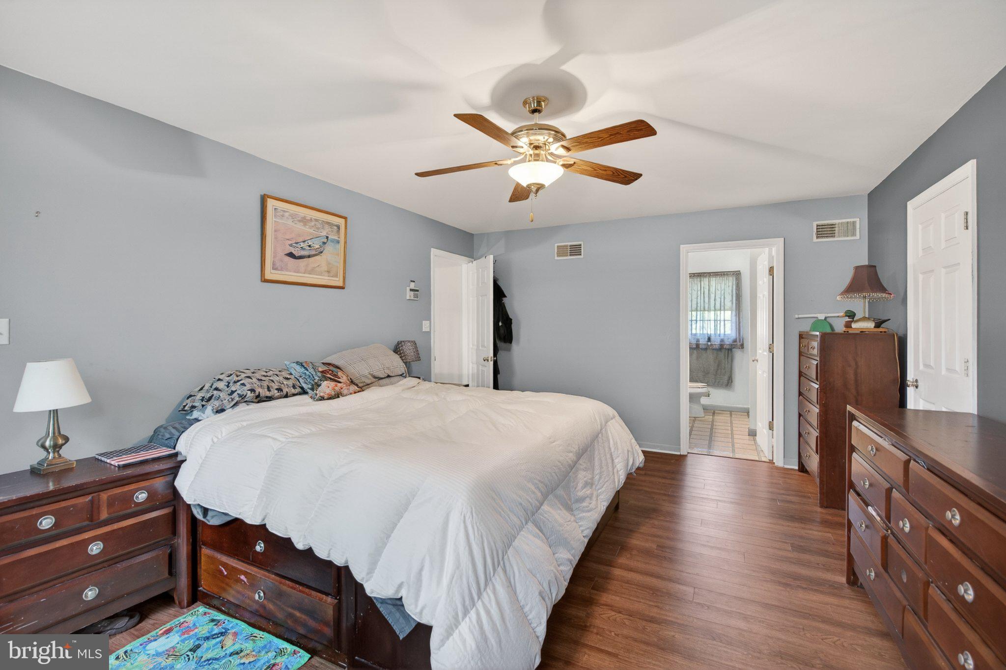 45 Latham Road Nottingham, PA 19362 - Photo 33 of 80 Cozy bedroom with warm wooden accents.