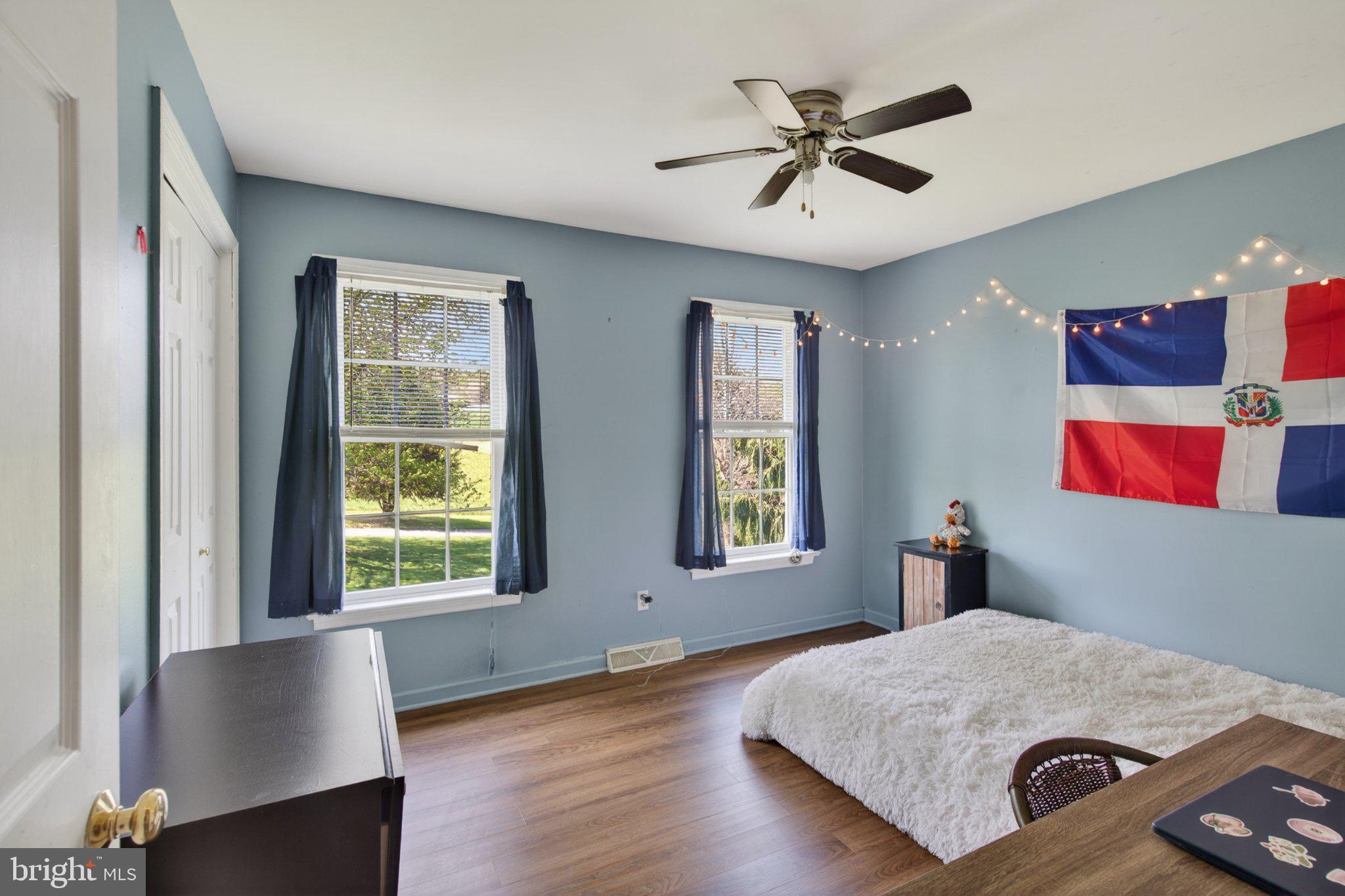 45 Latham Road Nottingham, PA 19362 - Photo 41 of 80 Bright room with a cultural touch.
