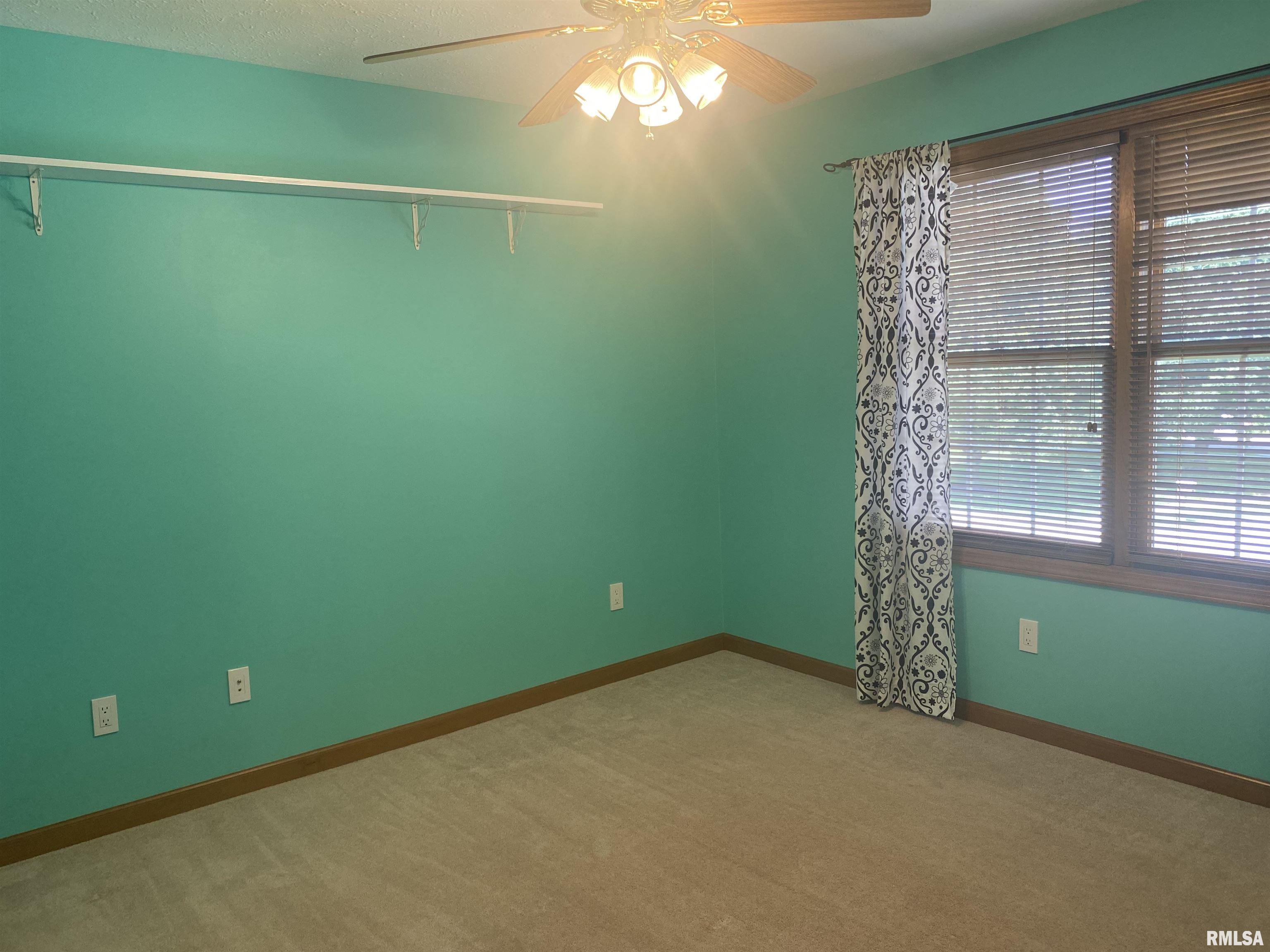 5412 Bunting Road Springfield, IL 62711 - Photo 8 of 10