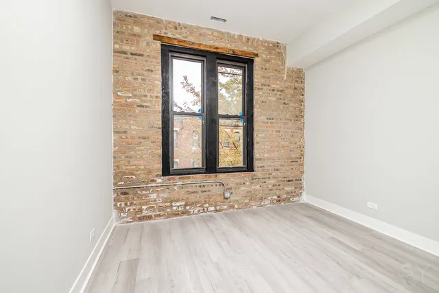 a view of entrance door of the house