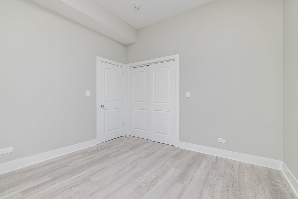 2448 South Oakley Avenue, Unit 2F Chicago, IL 60608 - Photo 10 of 14