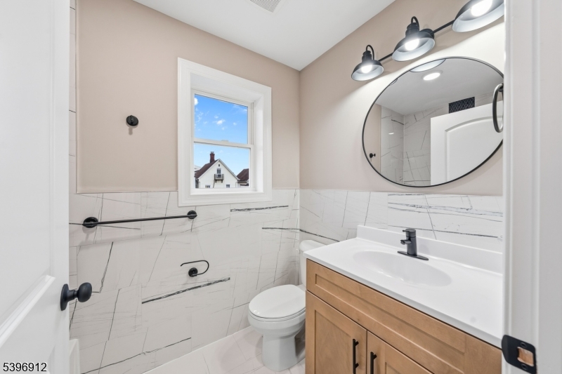 840 Martin Street Elizabeth, NJ 07201 - Photo 12 of 33