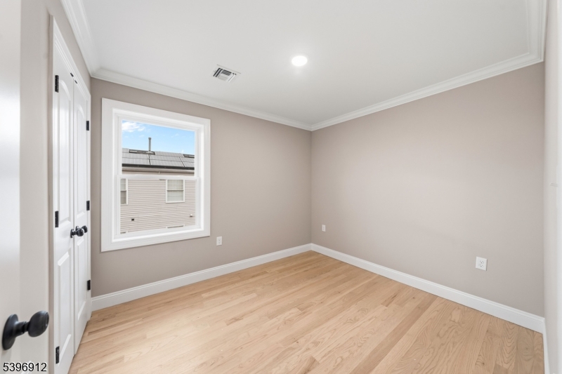 840 Martin Street Elizabeth, NJ 07201 - Photo 14 of 33