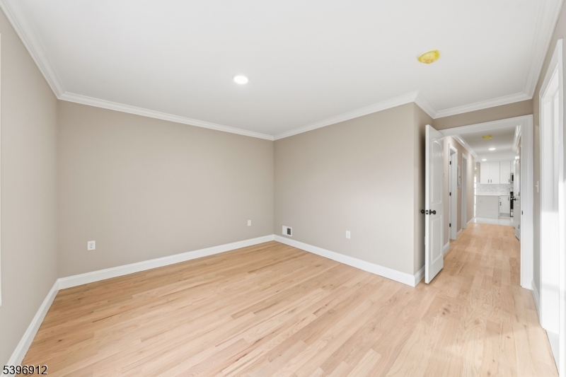 840 Martin Street Elizabeth, NJ 07201 - Photo 23 of 33