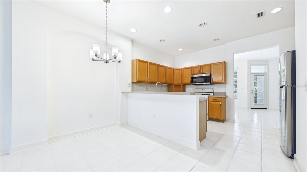 10024 New Parke Road Tampa, FL 33626 - Photo 15 of 64