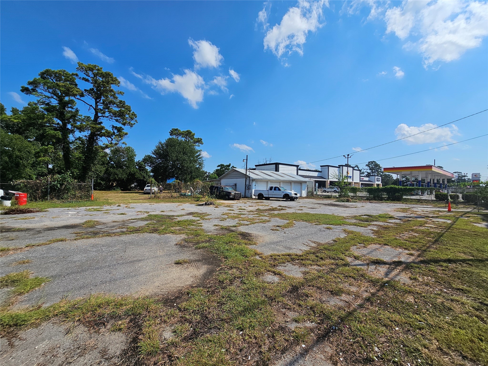 5009 Tidwell Road Houston, TX 77016 - Photo 2 of 12