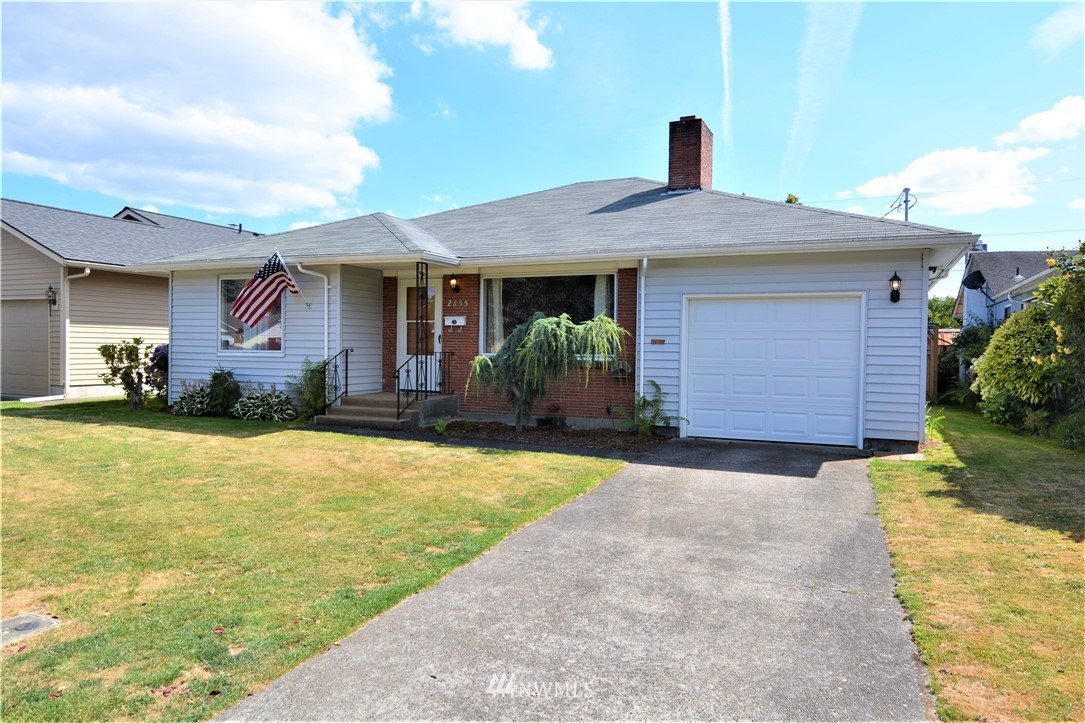 2655 Maple Street Longview, WA 98632 - Photo 1 of 34 Gallery Image 1