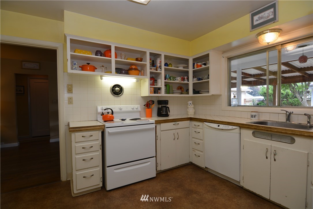 2655 Maple Street Longview, WA 98632 - Photo 10 of 34 Gallery Image 10