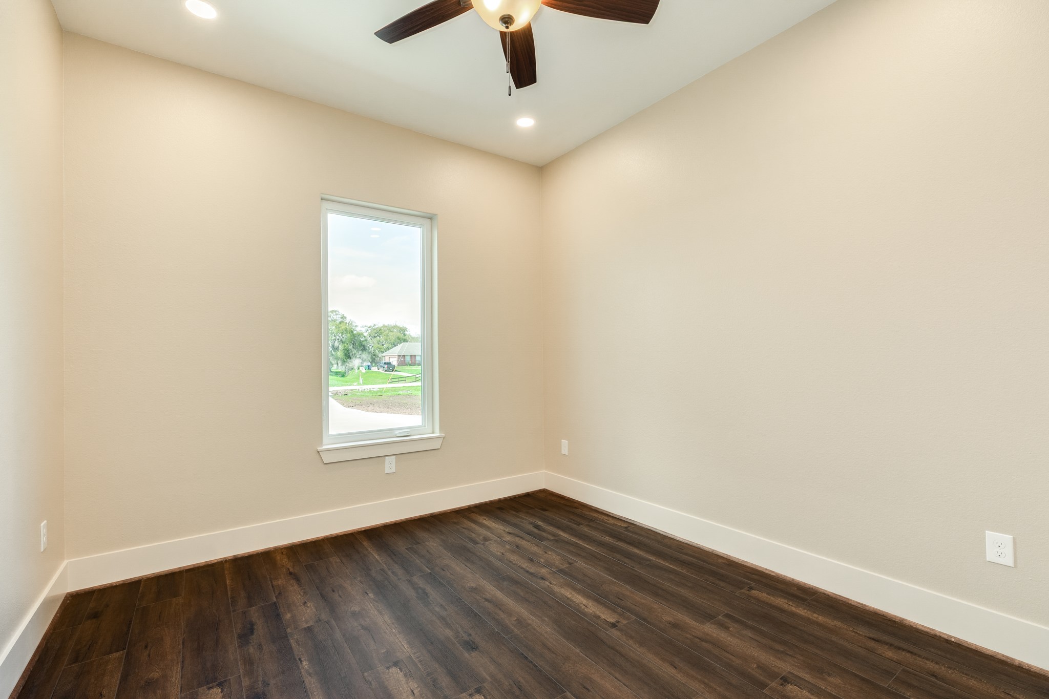 1737 Flintlock Court Angleton, TX 77515 - Photo 40 of 47