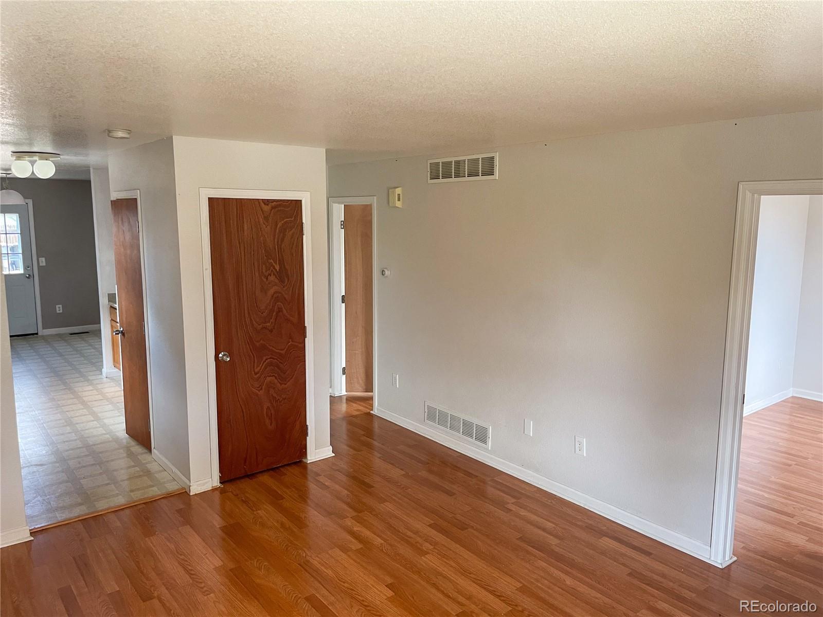 3029 Renshaw Street Strasburg, CO 80136 - Photo 12 of 31