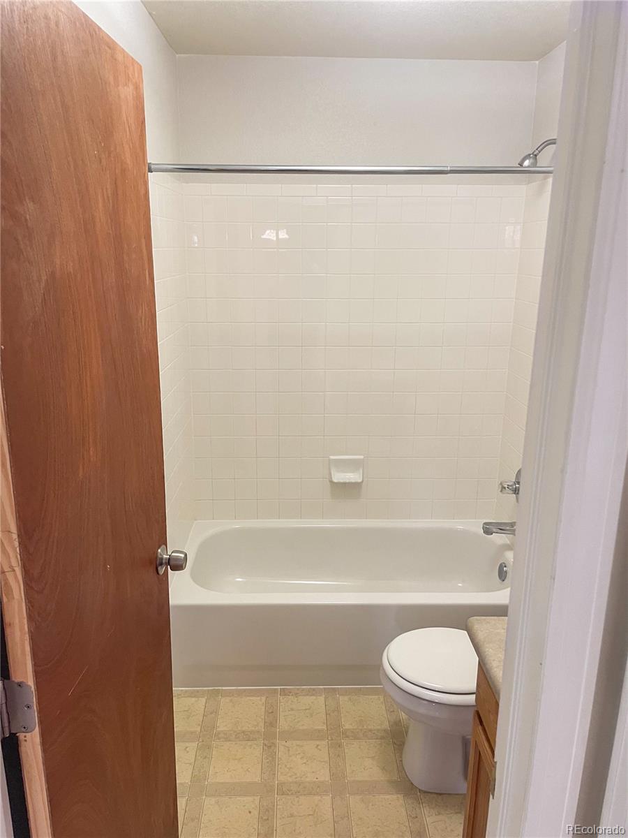 3029 Renshaw Street Strasburg, CO 80136 - Photo 19 of 31