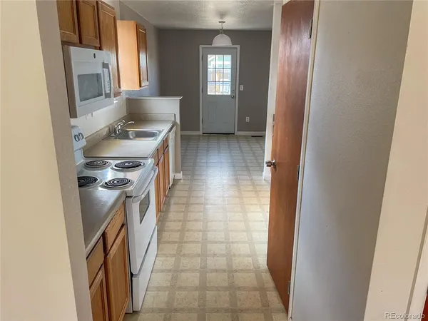 $360,000 | 3029 Renshaw Street, Strasburg, CO 80136
