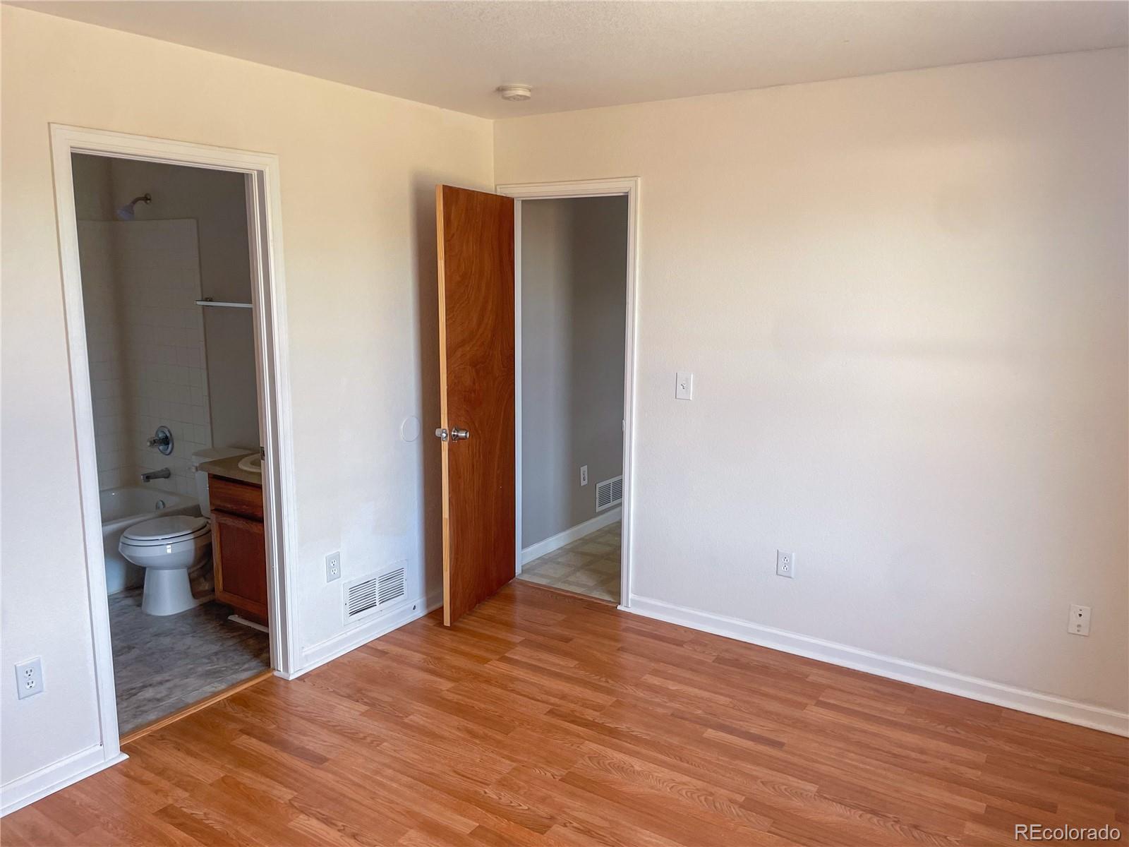 3029 Renshaw Street Strasburg, CO 80136 - Photo 25 of 31