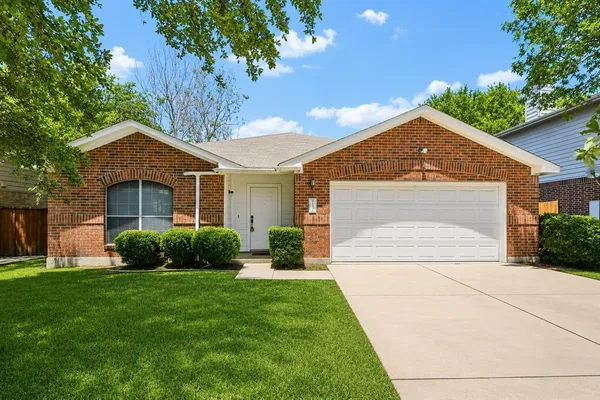 $1,950 | 121 Orion Cove, Kyle, TX 78640
