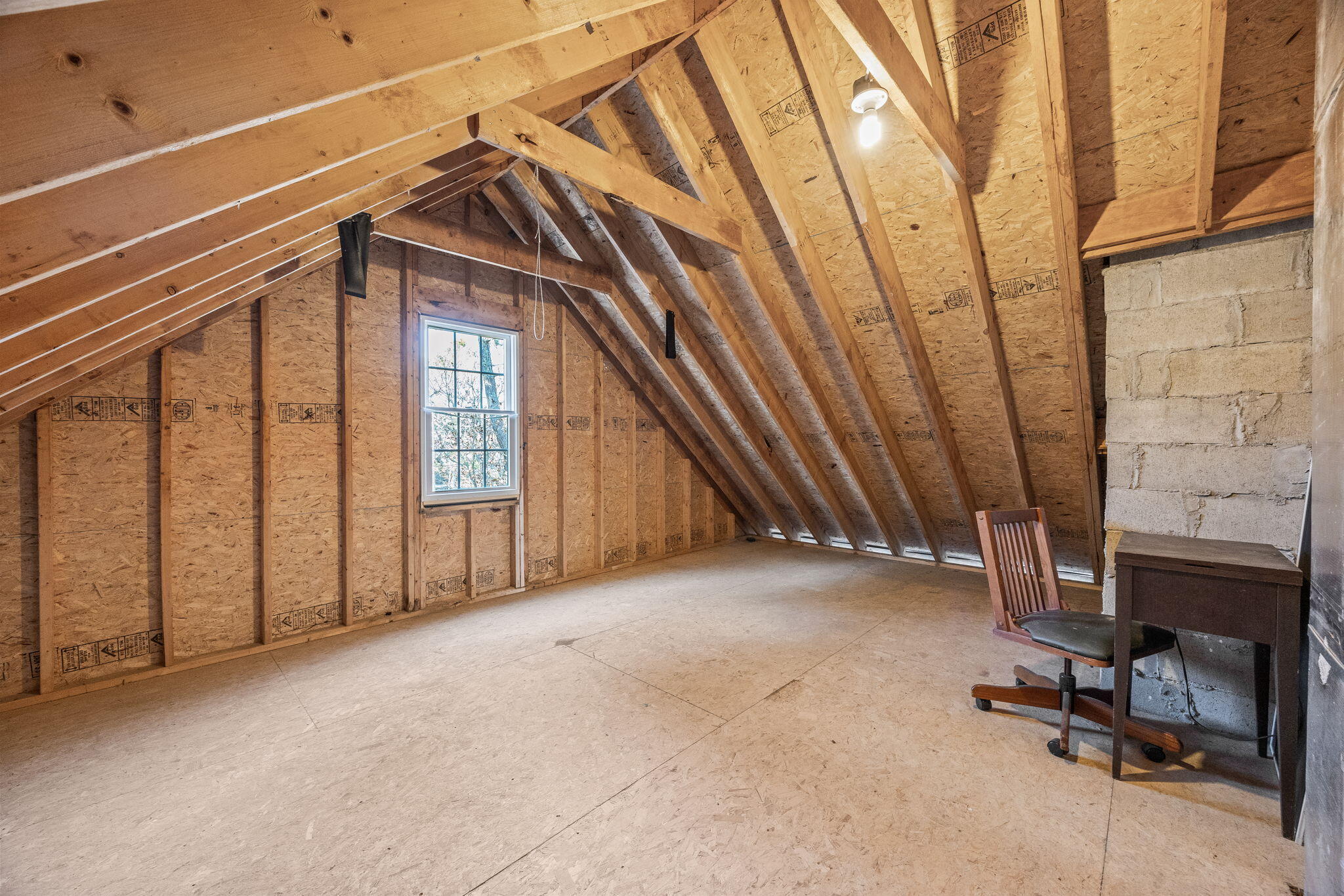 84 Middle Road South Chatham, MA 02659 - Photo 29 of 48 a view of a room with mirrors and door