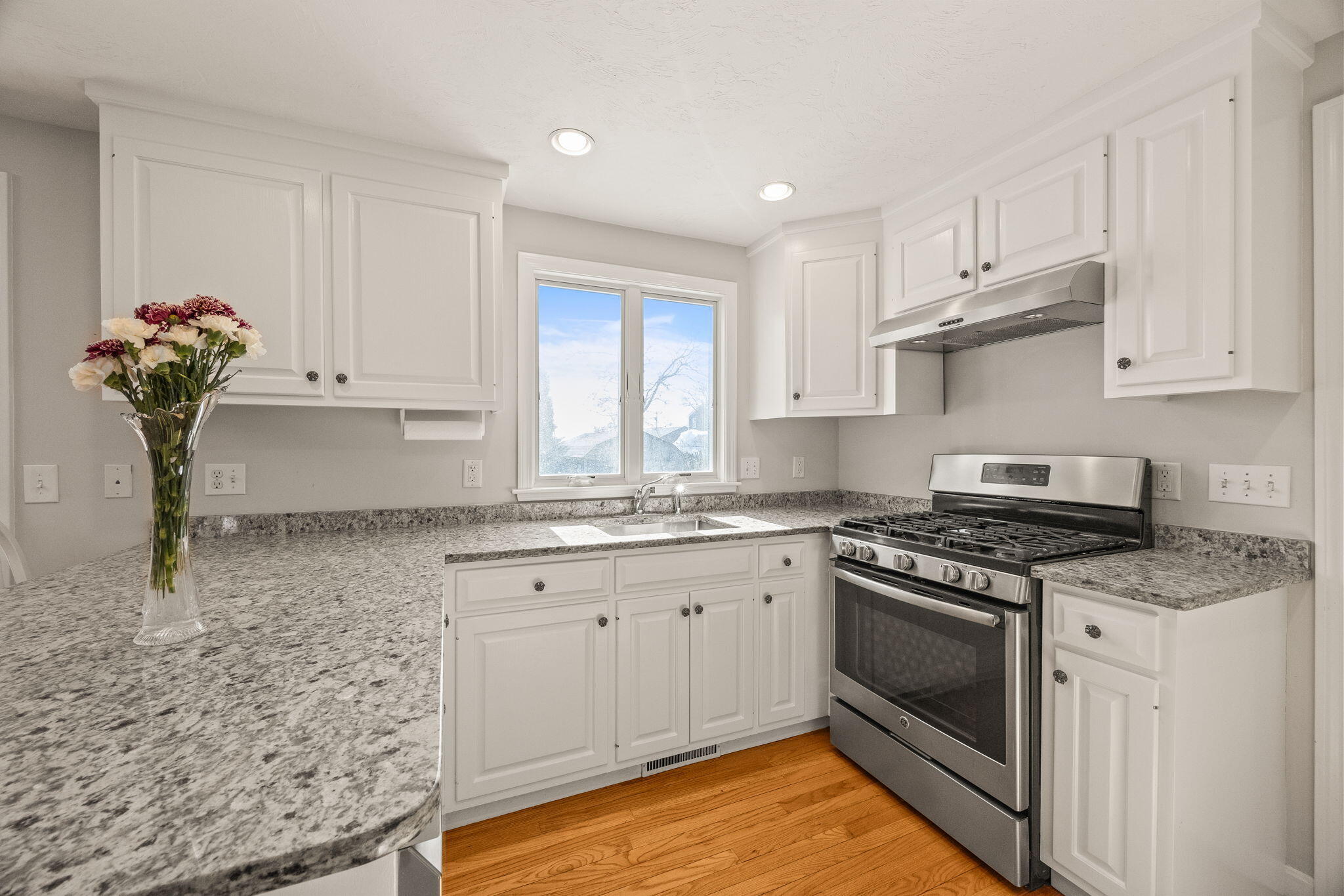 84 Middle Road South Chatham, MA 02659 - Photo 10 of 48 11-web-or-mls-84-middle-rd