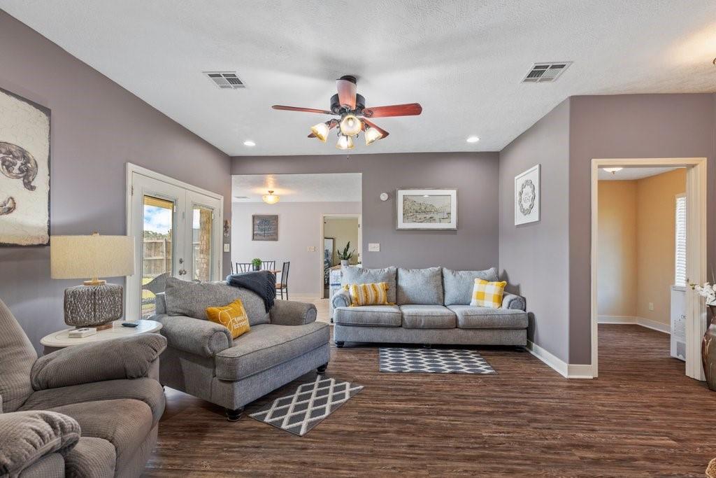 2814 King Road Sulphur, LA 70663 - Photo 5 of 24 Gallery Image 5