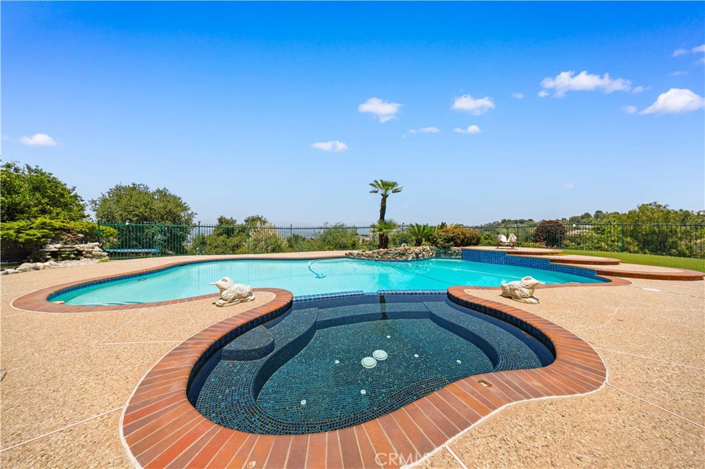 2360 Oakleaf Canyon Road Walnut, CA 91789 - Photo 47 of 61