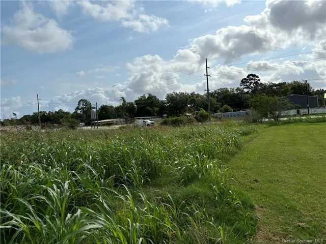 $950,000 | 27 S Highway, Sulphur, LA 70665