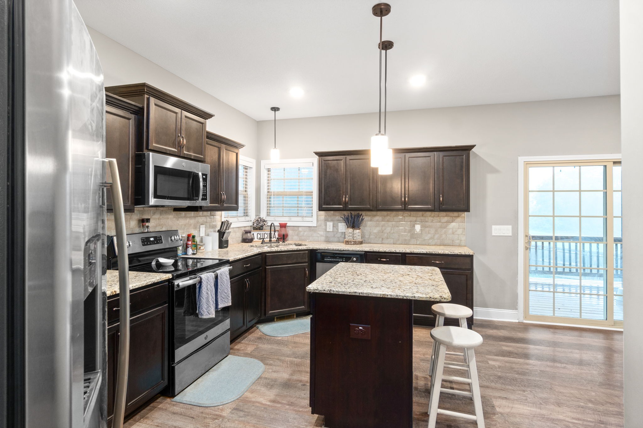 1011 Barnhill Road Clarksville, TN 37043 - Photo 16 of 33 Gallery Image 16