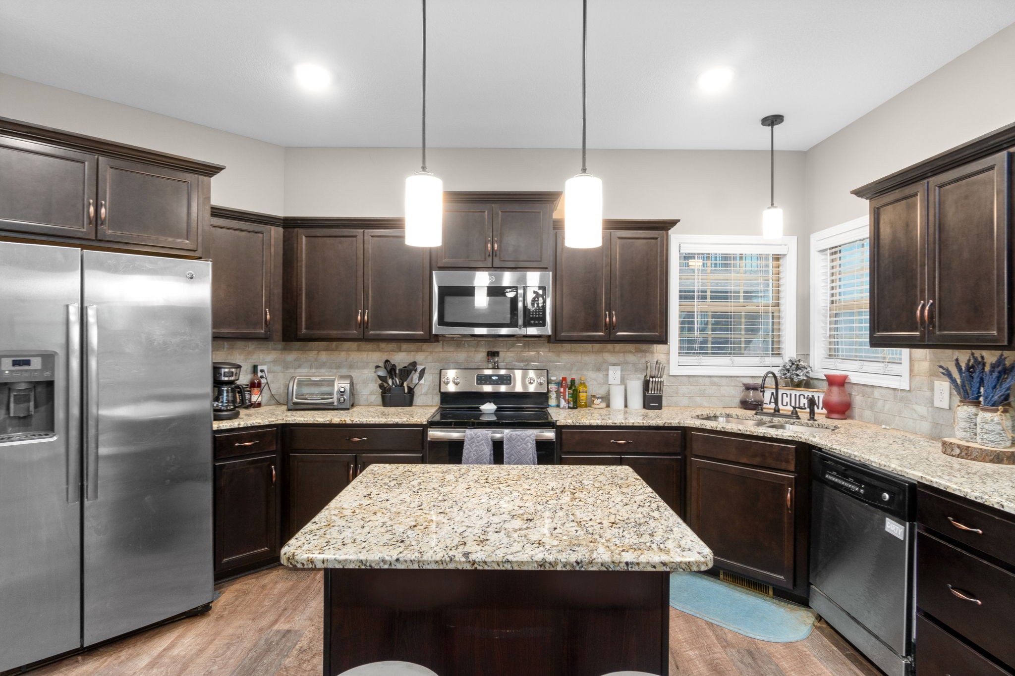 1011 Barnhill Road Clarksville, TN 37043 - Photo 17 of 33 Gallery Image 17