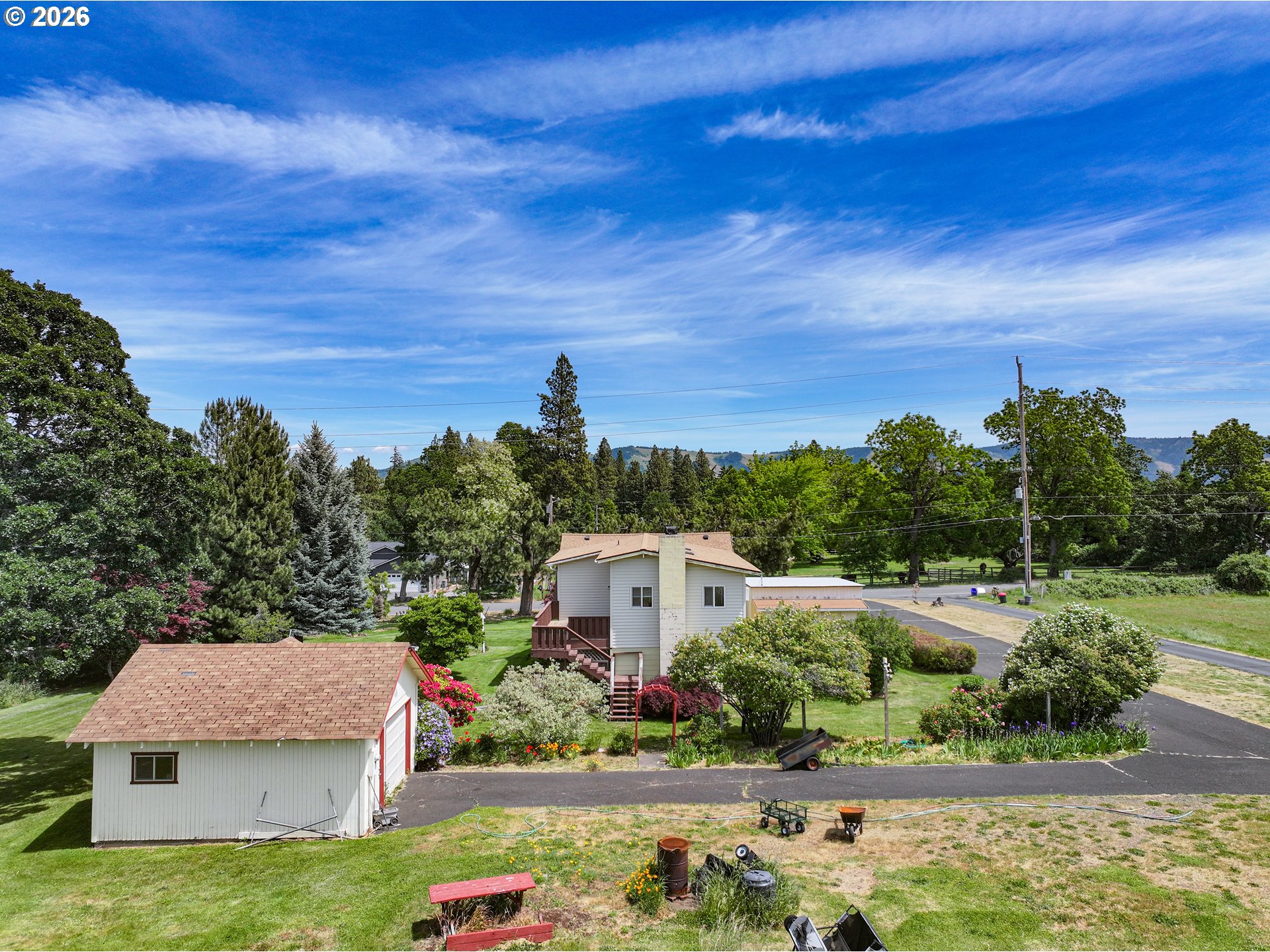 1800 Markham Road Hood River, OR 97031 - Photo 15 of 48 Exterior