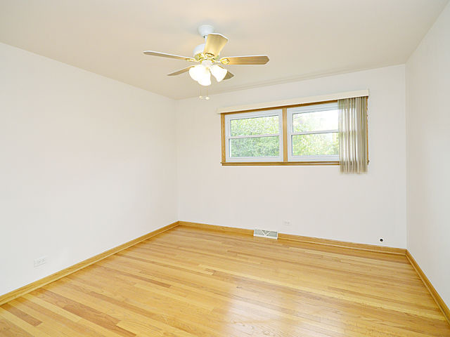 1521 Manor Lane Park Ridge, IL 60068 - Photo 14 of 21