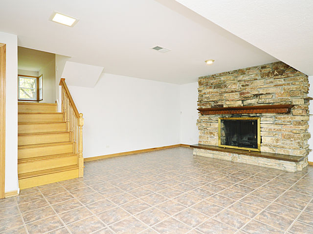 1521 Manor Lane Park Ridge, IL 60068 - Photo 17 of 21