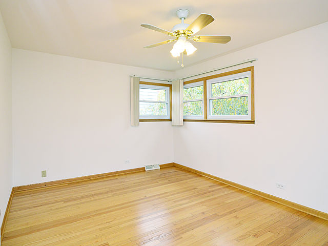1521 Manor Lane Park Ridge, IL 60068 - Photo 10 of 21