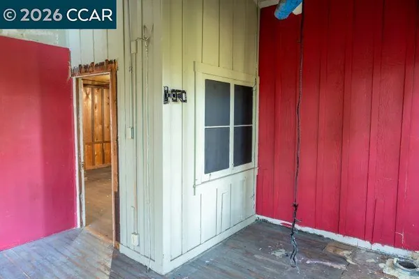 $325,000 | 17850 Santa Rosa Avenue, Guerneville, CA 95446