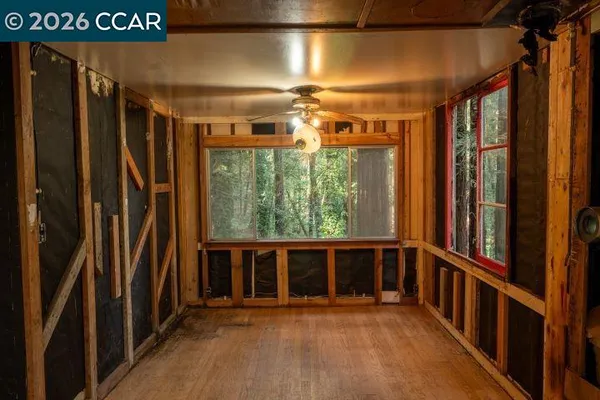 $325,000 | 17850 Santa Rosa Avenue, Guerneville, CA 95446