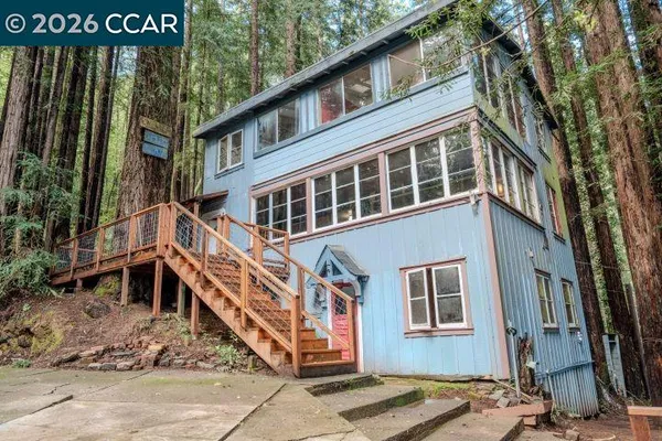 $325,000 | 17850 Santa Rosa Avenue, Guerneville, CA 95446