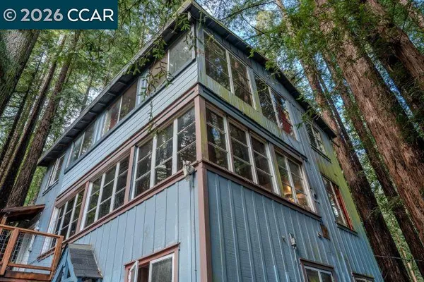 $325,000 | 17850 Santa Rosa Avenue, Guerneville, CA 95446